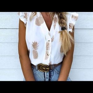 Pineapple blouse☀️